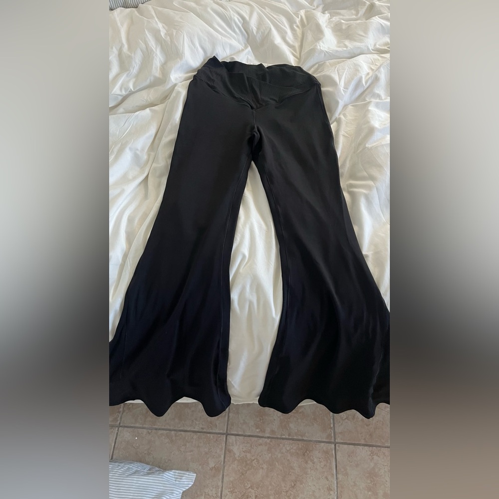 Brand New Aerie Offline Flared Ribbed Leggings Yoga Pants Black M